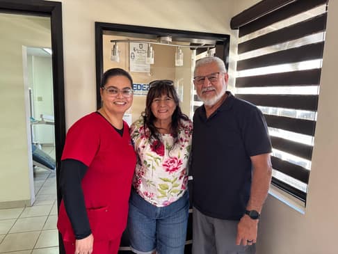 Slider image (8) Edeza Dental Group | Sonia M. Edeza Morales Clinic in Los Algodones, Mexico